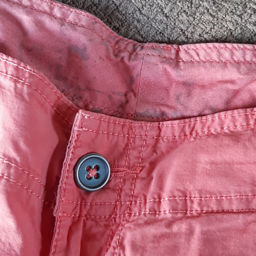 Shorts - Picture 2 of 5